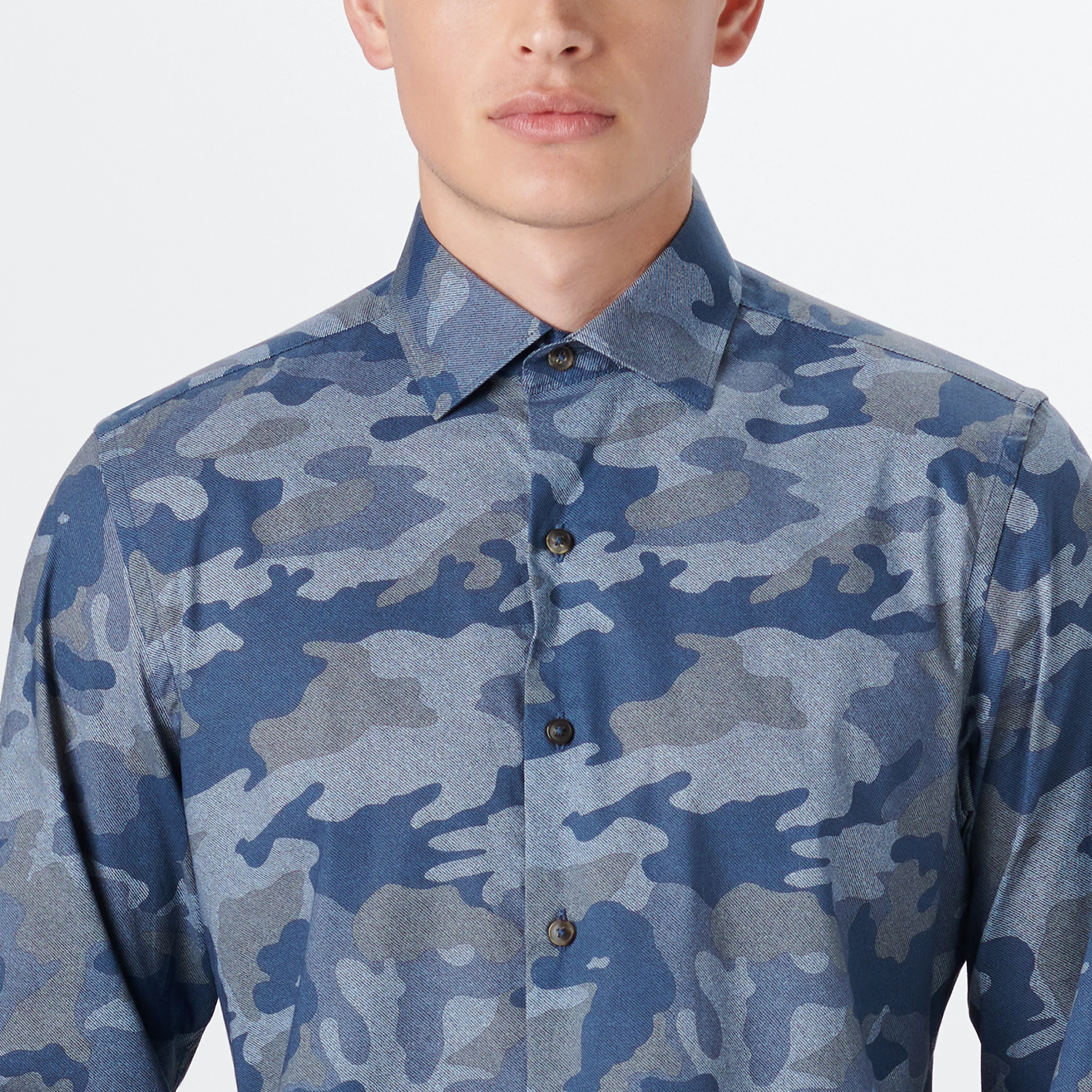 Mens AXEL Stylish Camouflage Print Button-Up Shirt – Casual Military-Inspired Design