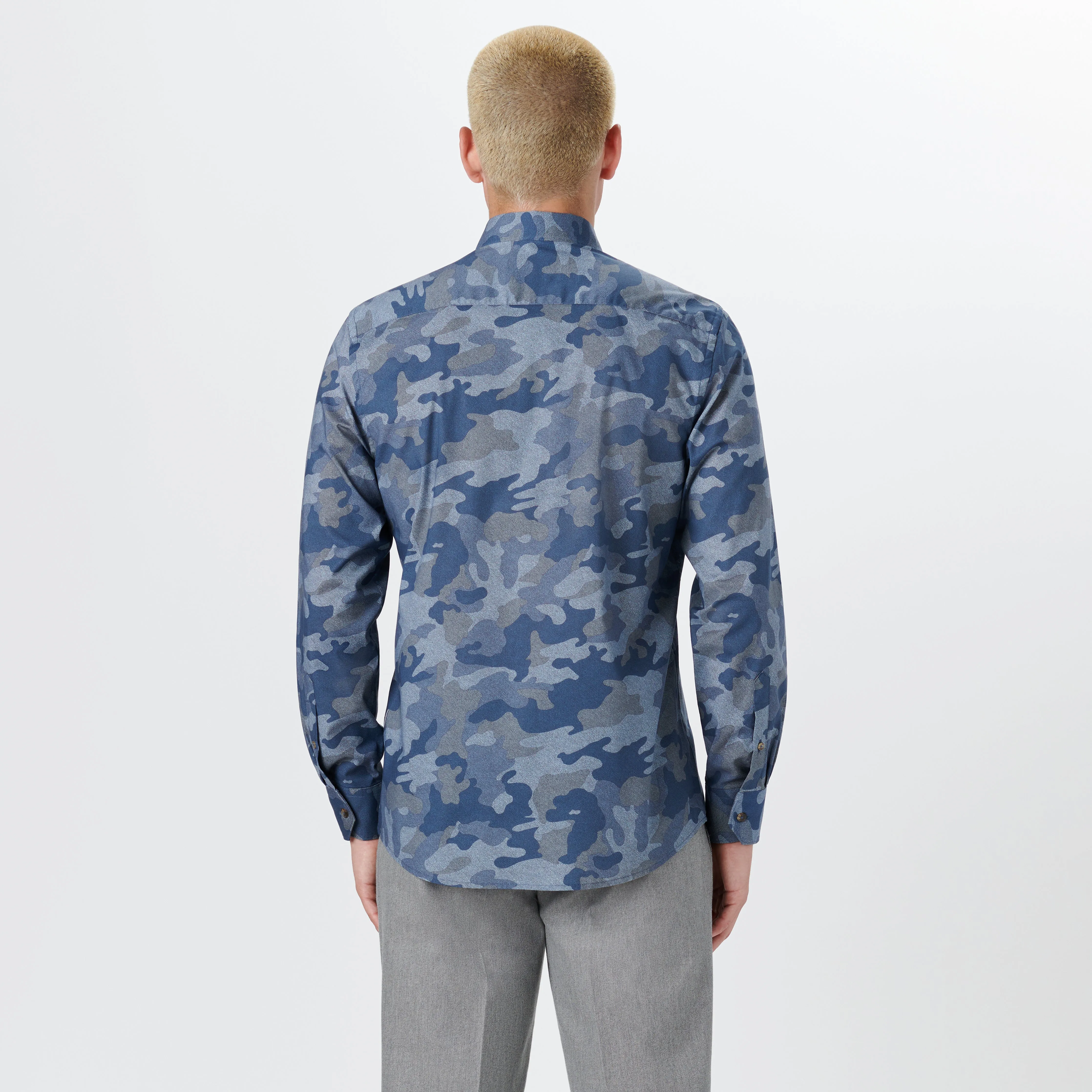 Mens AXEL Stylish Camouflage Print Button-Up Shirt – Casual Military-Inspired Design