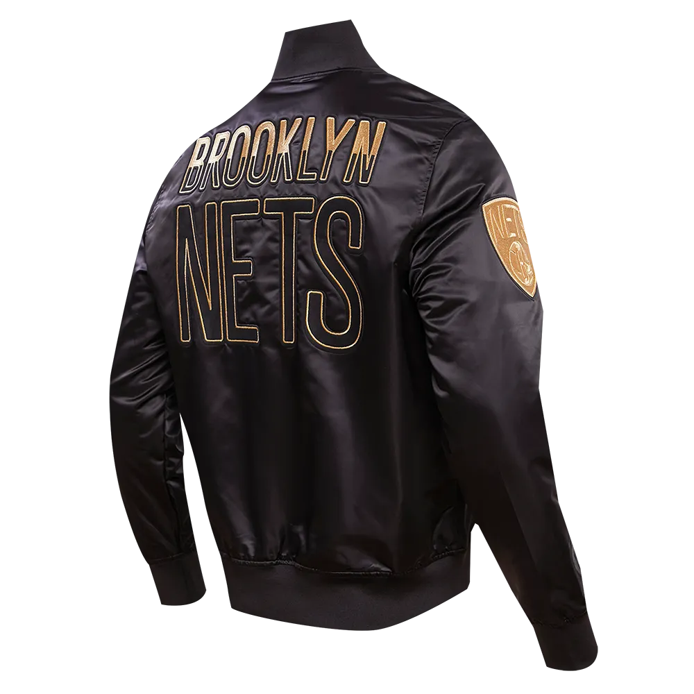 BROOKLYN NETS GOLD LOGO SATIN JACKET (BLACK)