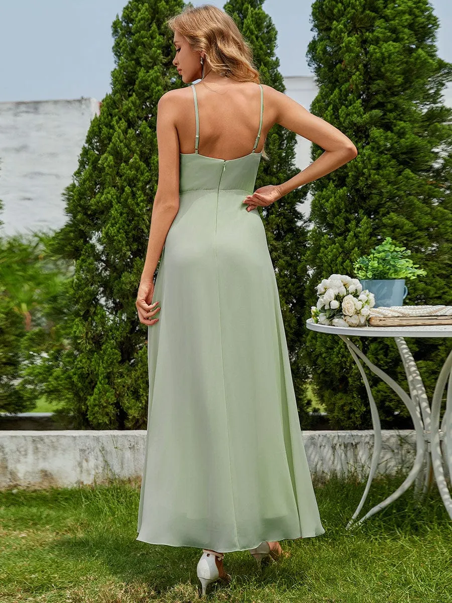 Charming Sleeveless Chiffon Lotus Leaf Bridesmaid Dress with V-Neck