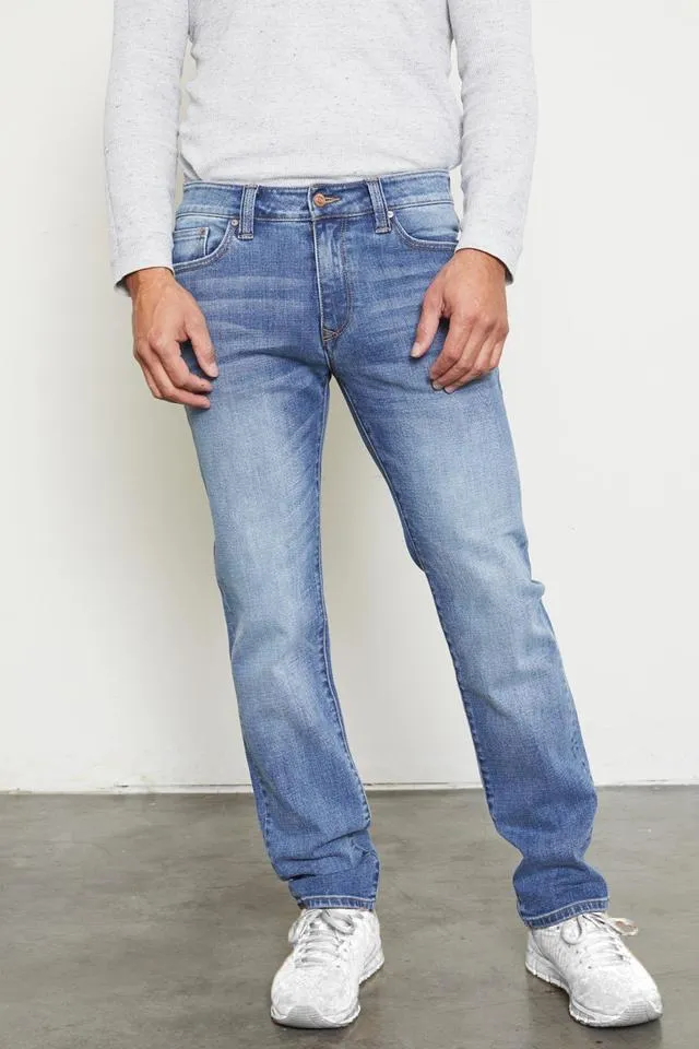 Kancan Colton Slim Straight Jeans